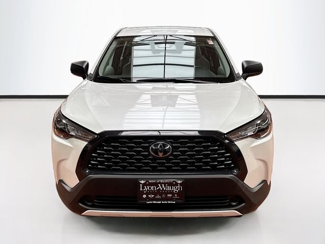 toyota corolla cross 2025 7MUAAABG0SV143473 image toyota corolla cross 2025 7MUAAABG0SV143473 image